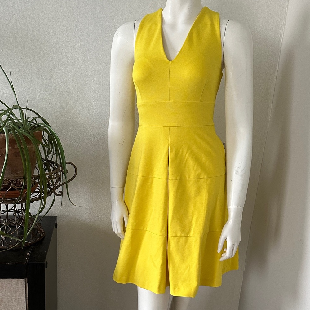 Banana Republic Fit&Flare Dress Bright Yellow V-Neck & CrissCross Back- 0P